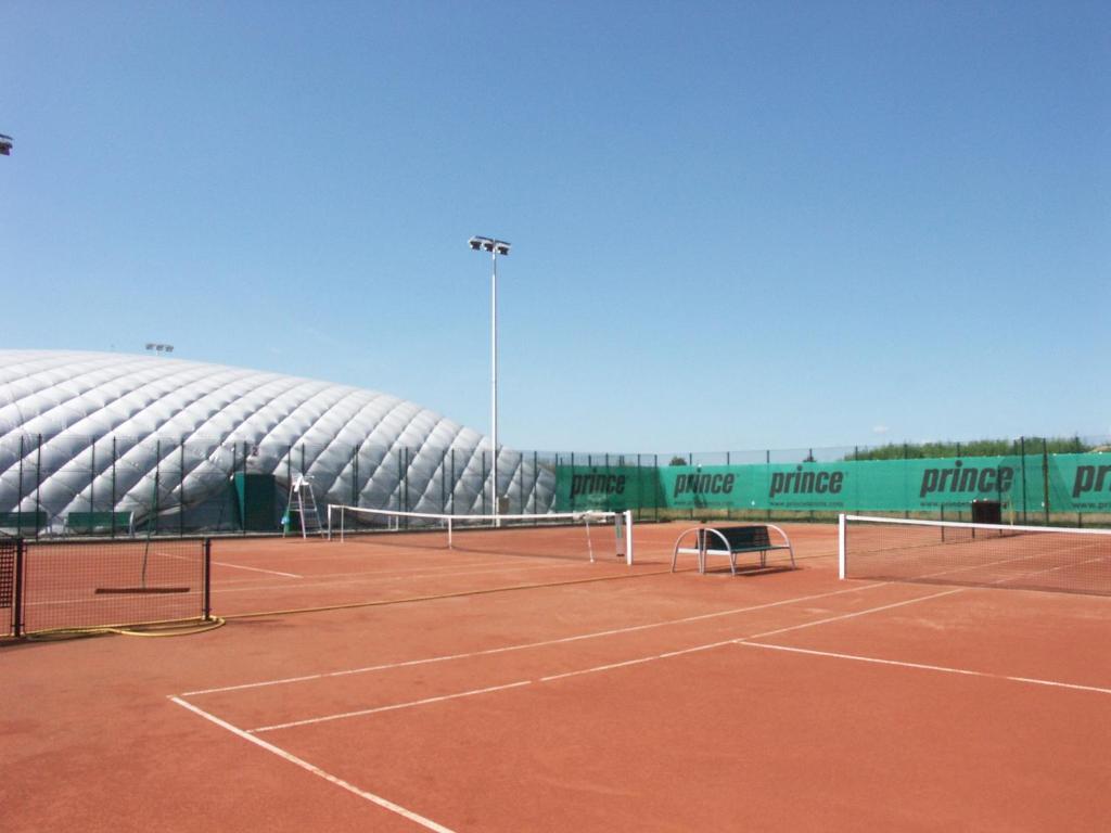 Hotel Buly Arena Kravaře Zewnętrze zdjęcie