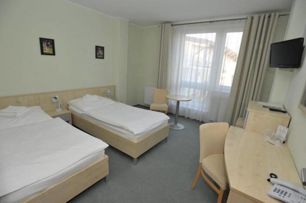 Hotel Buly Arena Kravaře Zewnętrze zdjęcie